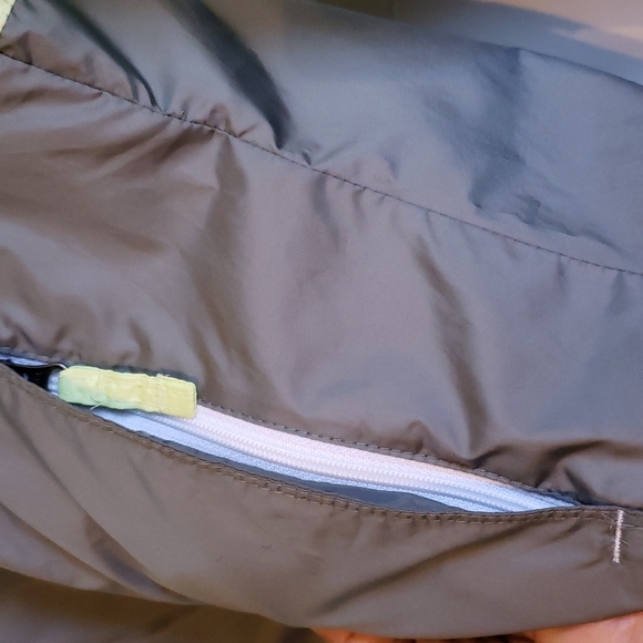 COLUMBIA Lime Green & Gray Zipp Up Hooded Windbreaker Jacket Sz Small - Picture 7 of 7